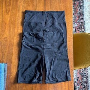 Athleta Ultra High Rise Elation 9" Short in Black (2 Pairs)